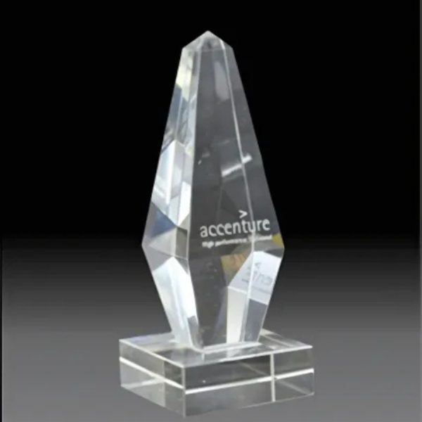 BC-G-328 Crystal Exclusive Trophy – 7.5 Inch